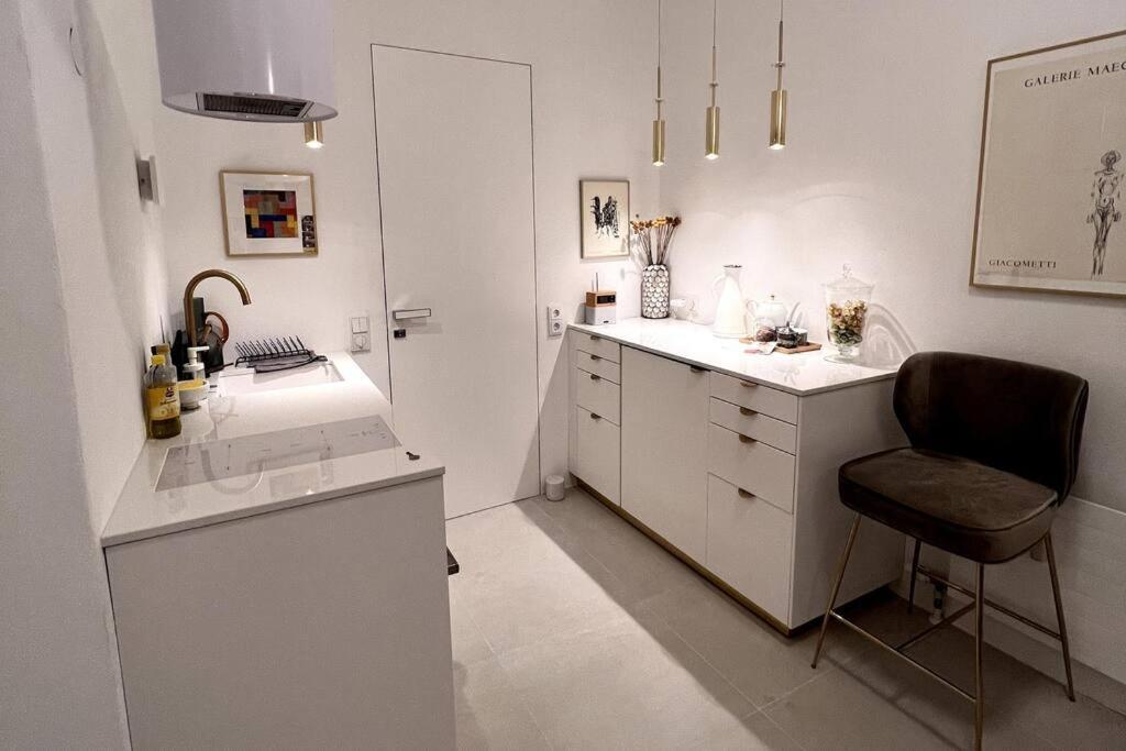 Exclusive Apartement In Historic Center Λιντς Εξωτερικό φωτογραφία